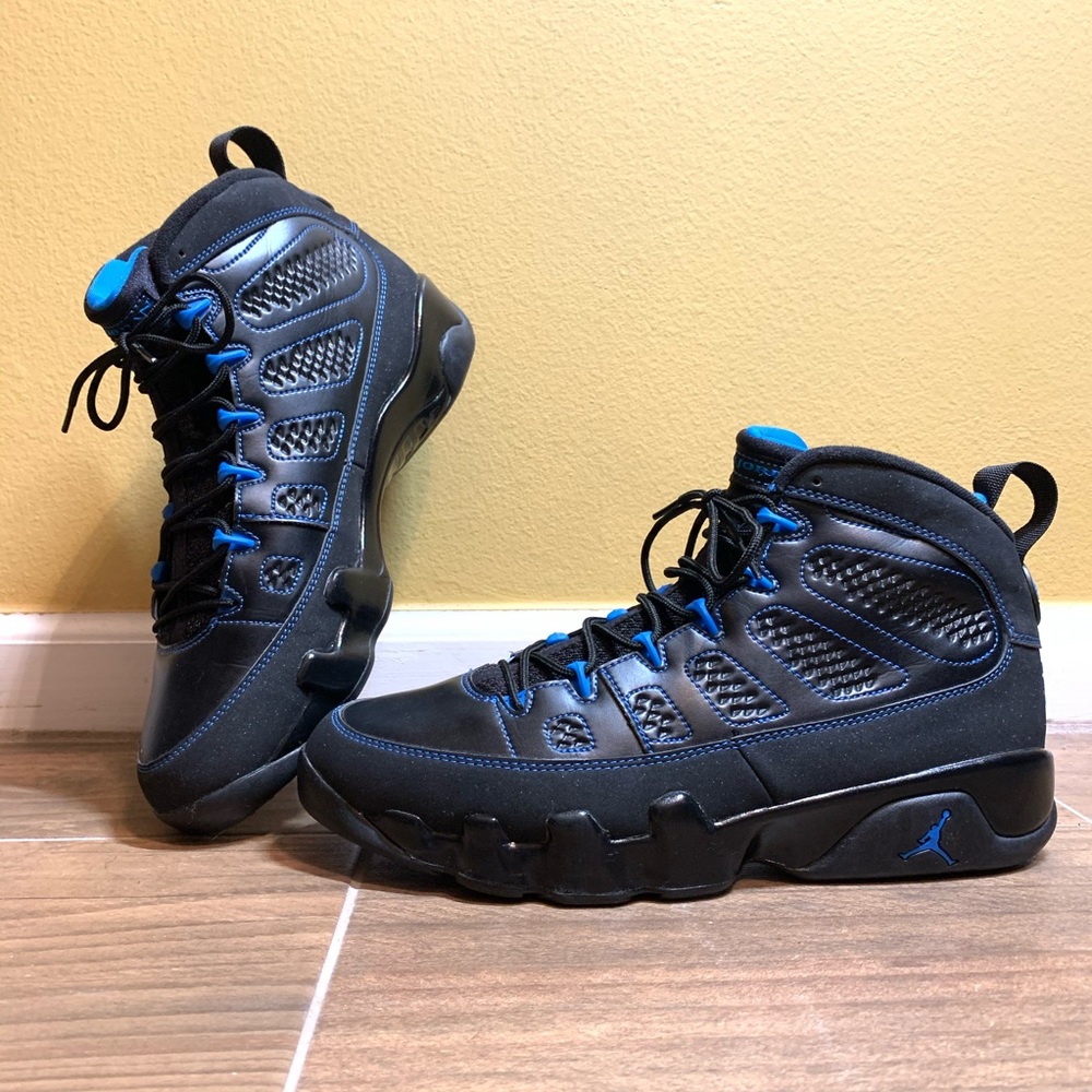 Jordan Retro 9 “Photo Blue” (Black Bottom) Sz 10.5